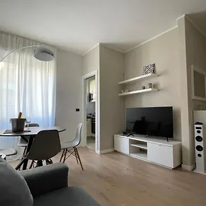 Solari Apartment, Fashion Street Milano