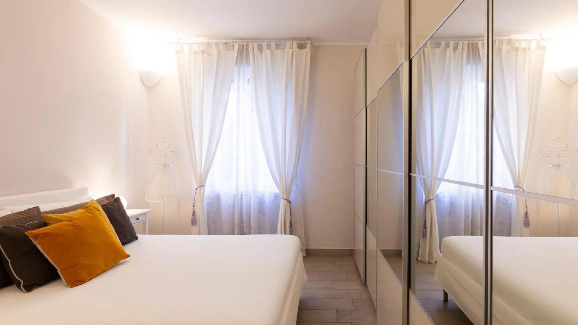 Apartment Gattamelata Fiera Lodge Milan